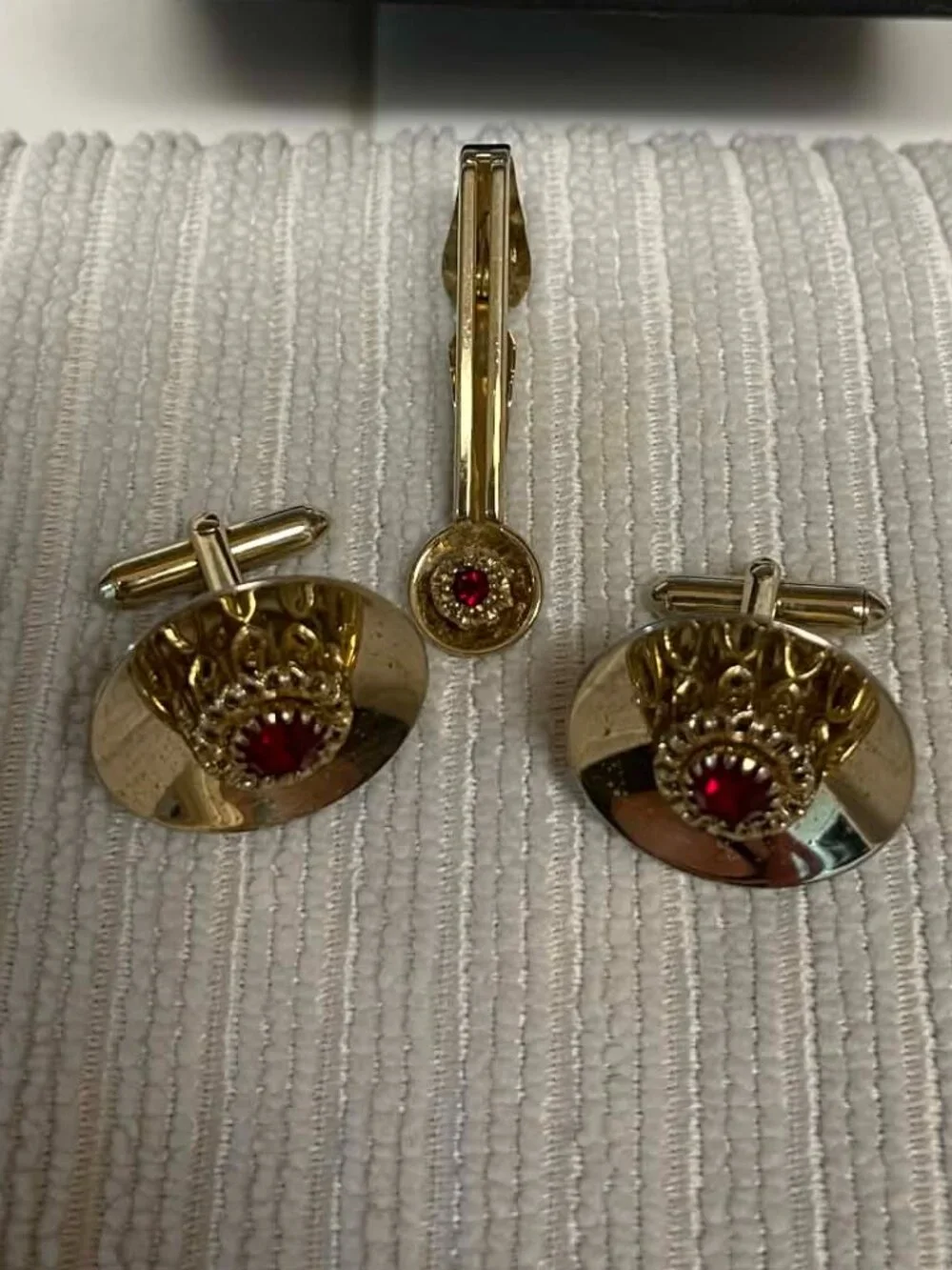 Europa cuff links and tie clip
